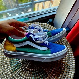 Cute Vans 💙💚💛❤️
